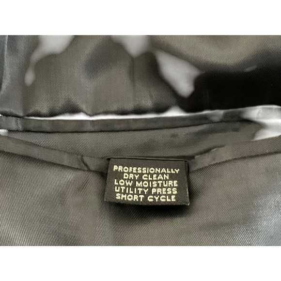 Jos A Bank Men's 42L Suit Coat Slim Fit Black Pinstripe Wool Blend Business - Picture 8 of 10